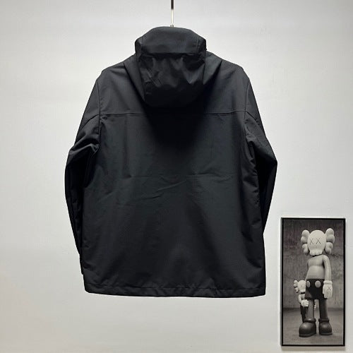 Descente Solid-Color Hooded Shell Jacket