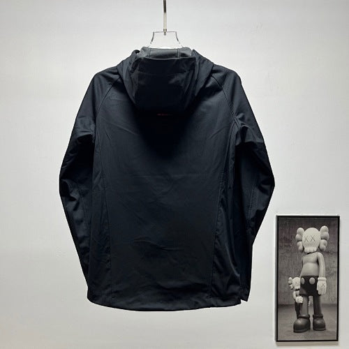 Mammut Hooded Softshell Jacket with Light Fleece Lining