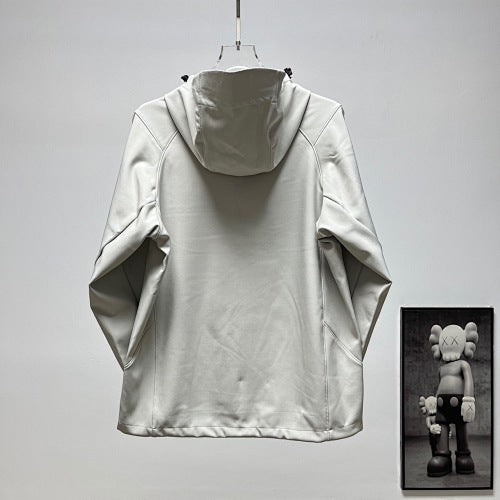 Descente Solid-Color Hooded Shell Jacket