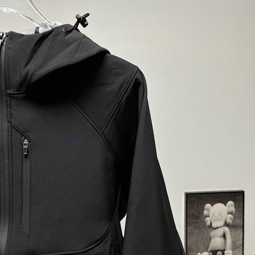 Descente Solid-Color Hooded Shell Jacket