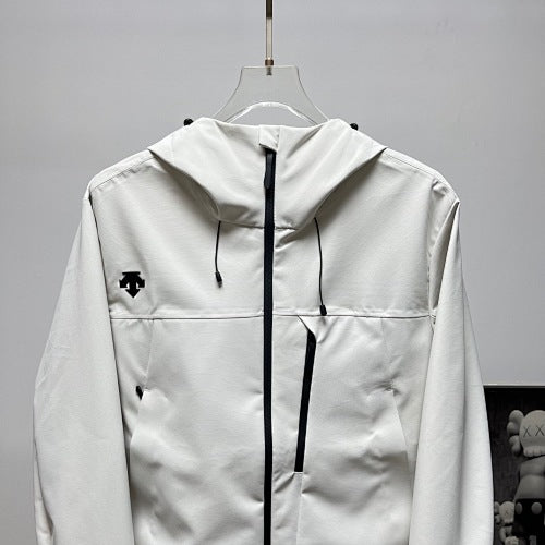 Descente Solid-Color Hooded Shell Jacket
