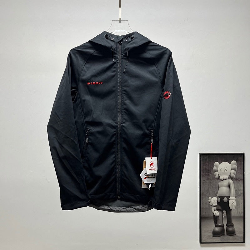 Mammut Hooded Softshell Jacket with Light Fleece Lining